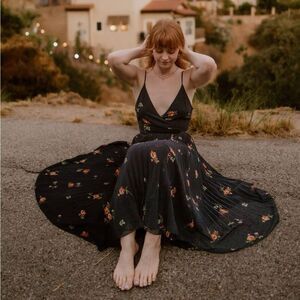 Aritzia Wilfred Navy‎ Floral Wrap Dress